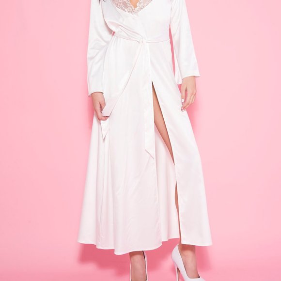 Long White Satin Robe with Lace Trim Size OS - Picture 4 of 4